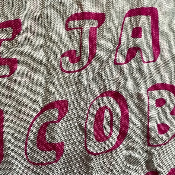 Marc by Marc Jacobs All Over Print Name Scarf One Size - Picture 5 of 8